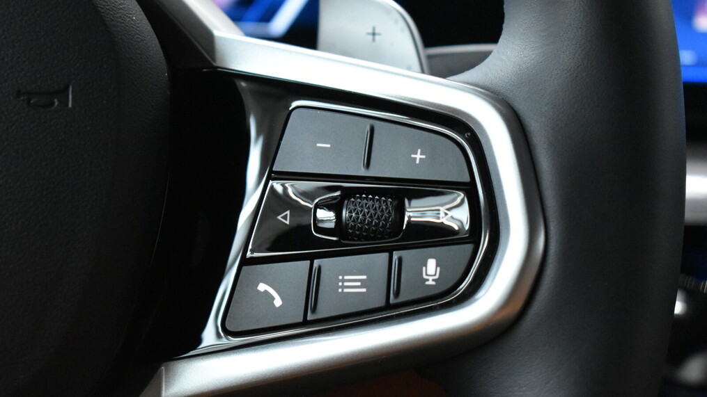 BMW Serii 3, 318