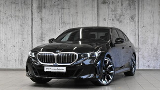 BMW Serii 5, 520