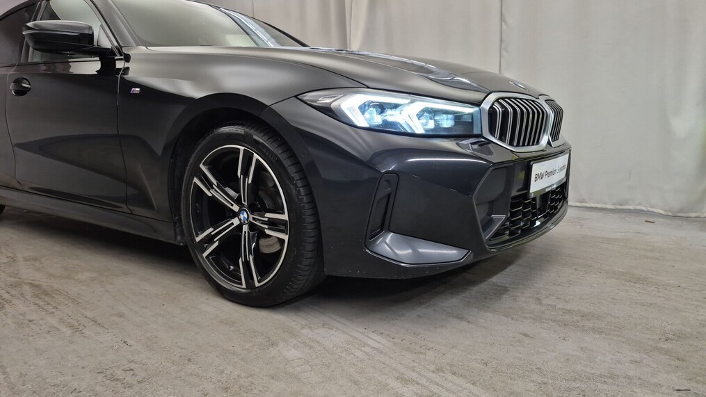 BMW Serii 3, 320