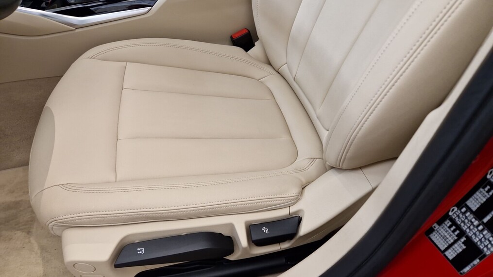 BMW Serii 3, 318