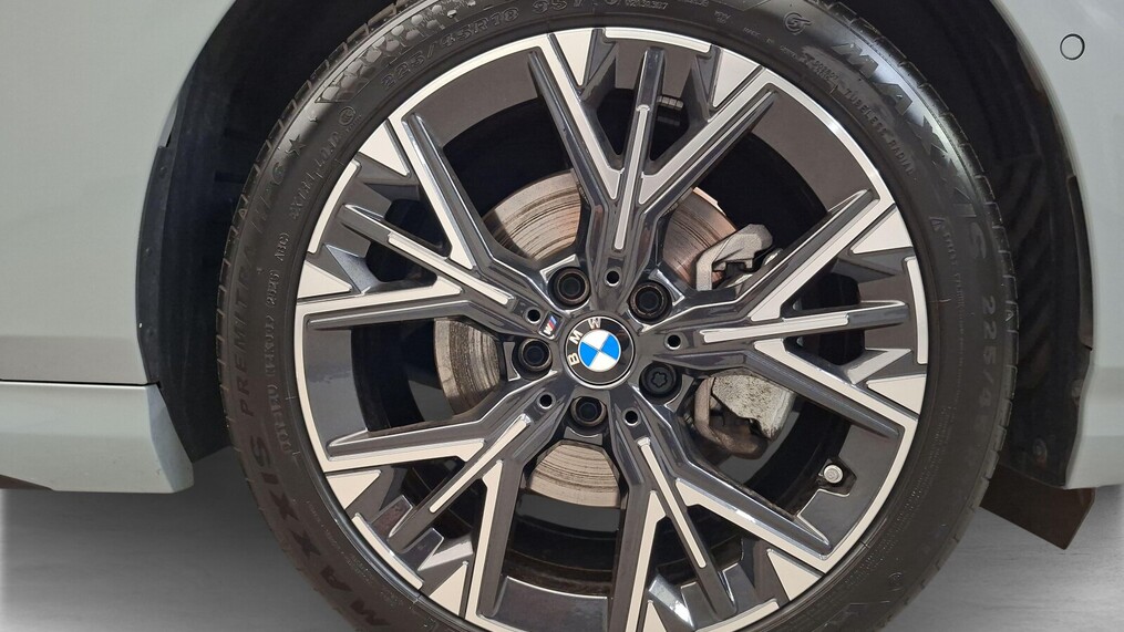 BMW Serii 1, 120
