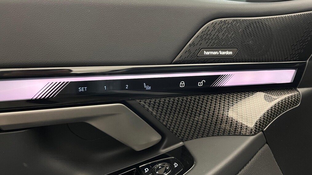 BMW Serii 5, 520