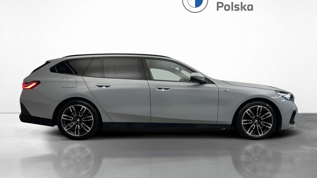 BMW Serii 5, 520