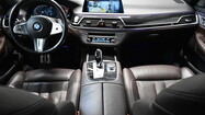 BMW Serii 7, 730