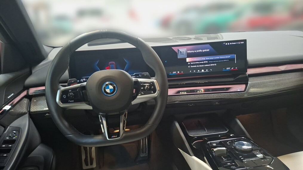 BMW Serii 5, 550