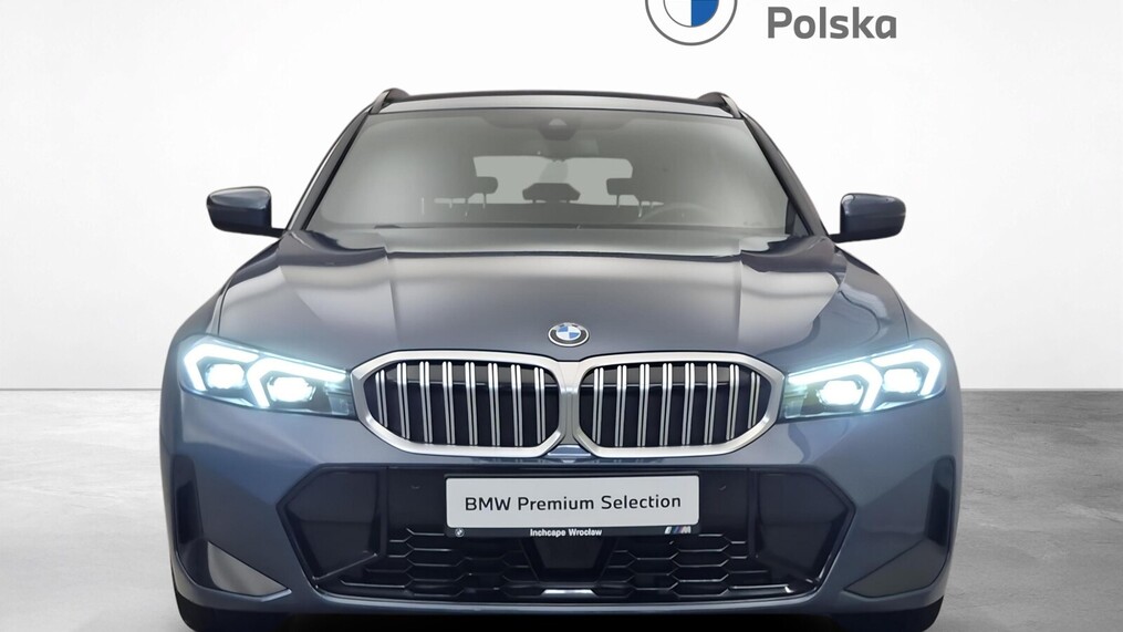 BMW Serii 3, 330