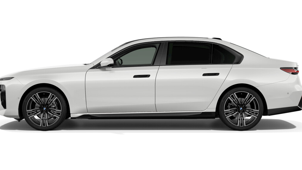 BMW Serii 7, 740