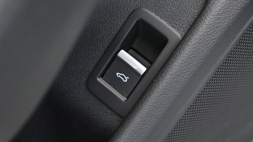 Audi A4 Limousine