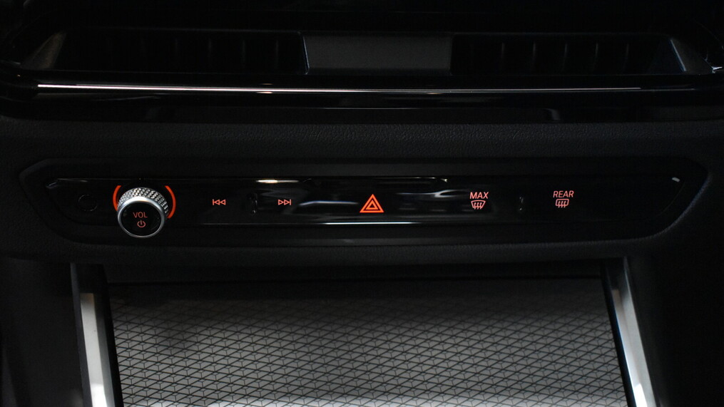 BMW Serii 3, 318