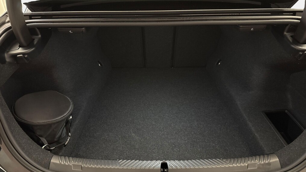 BMW Serii 5, 520