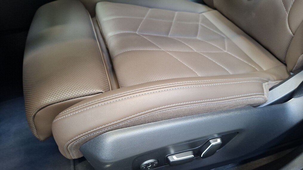 BMW Serii 5, 520
