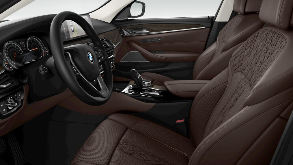 BMW Serii 5, 530