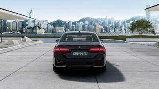 BMW Serii 5, 520