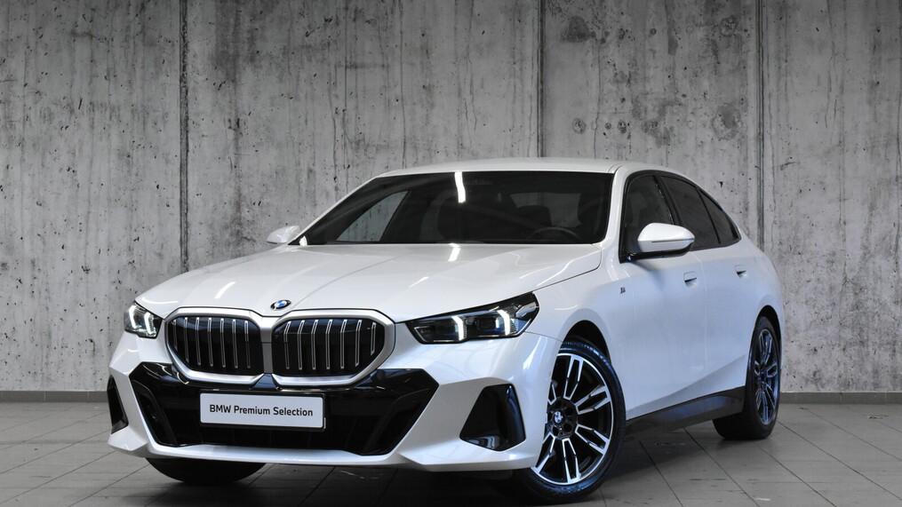 BMW Serii 5, 520