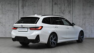 BMW Serii 3, 330