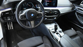 BMW Serii 5, 520