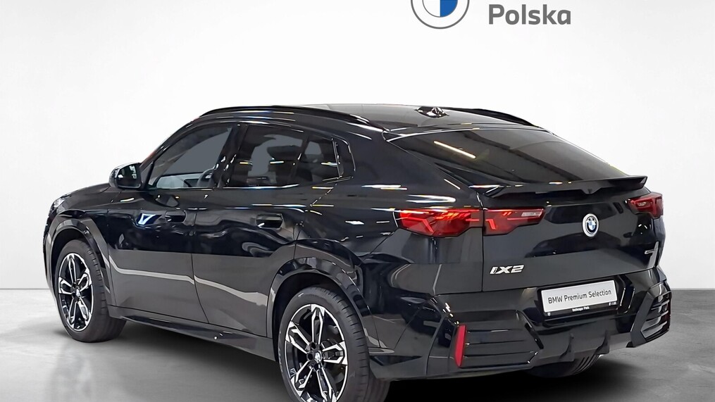 BMW iX2