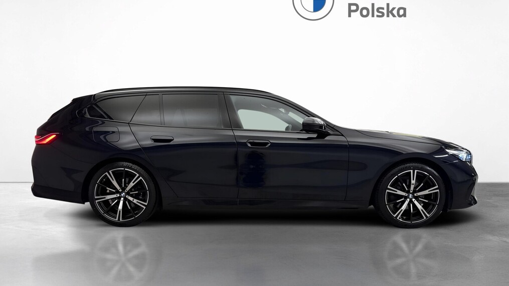 BMW Serii 5, 520