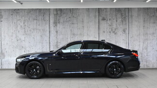 BMW Serii 7, 730