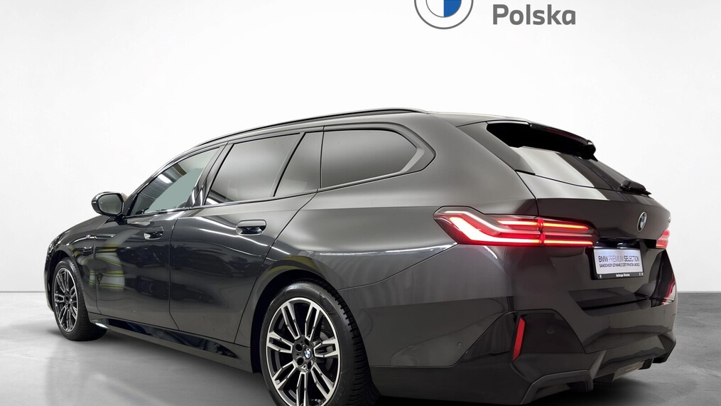 BMW Serii 5, 520