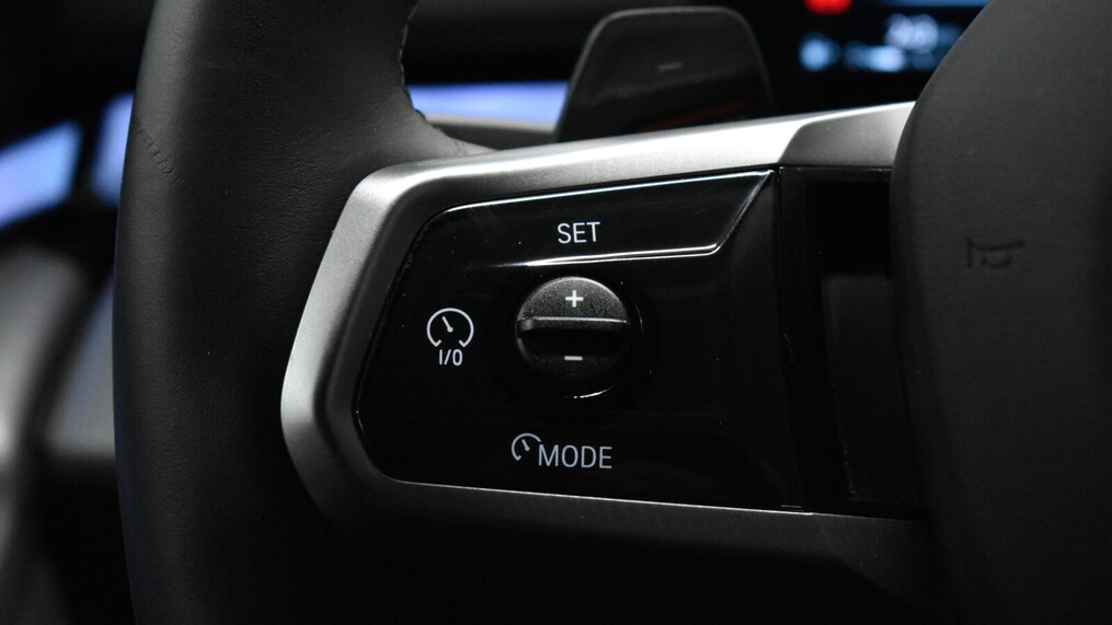 BMW Serii 5, 520