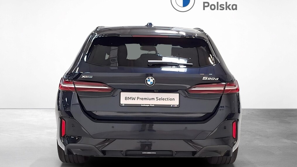 BMW Serii 5, 520