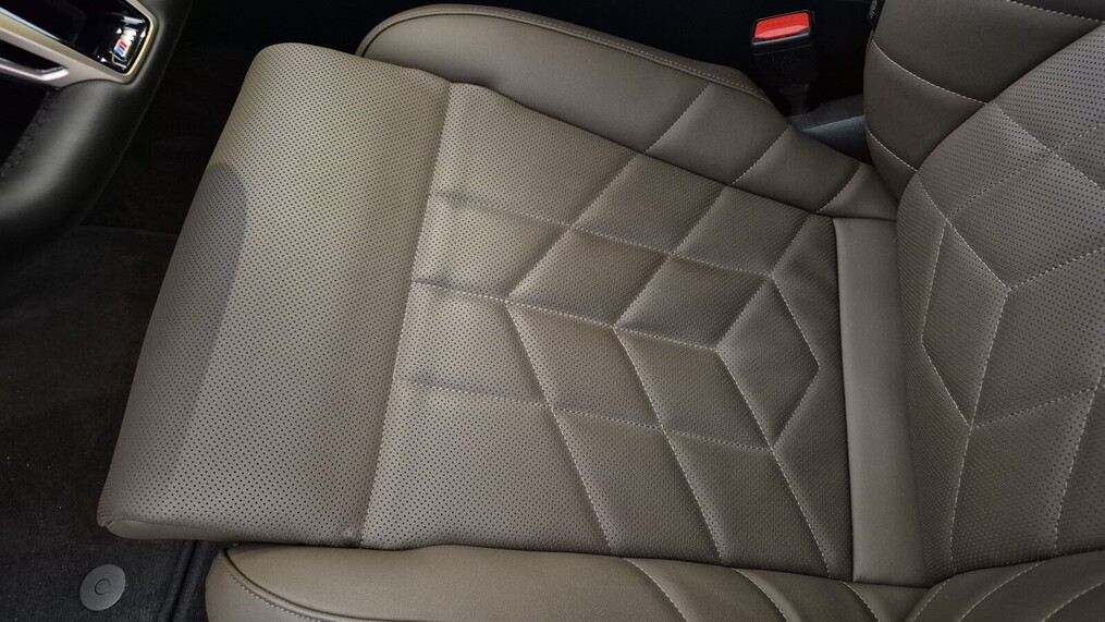 BMW Serii 5, 540
