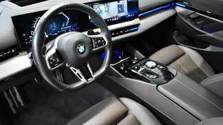BMW Serii 5, 520