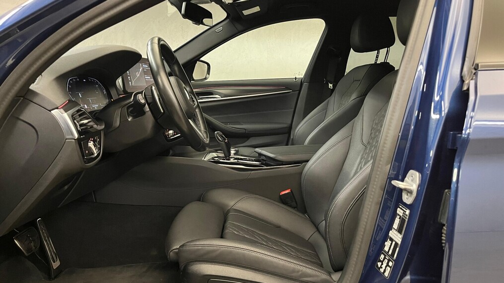 BMW Serii 5, 530