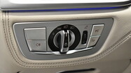 BMW Serii 7, 740