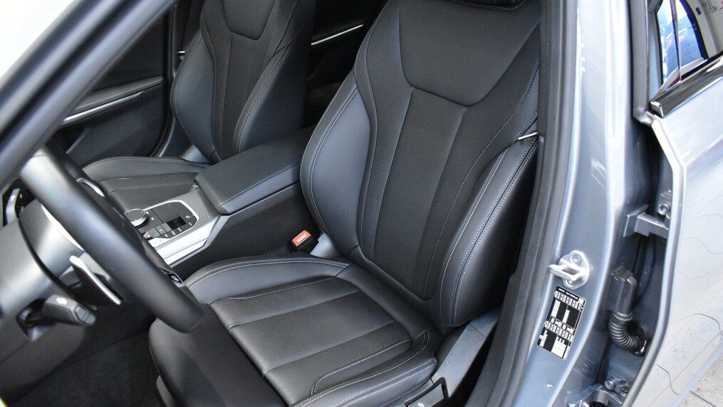 BMW Serii 3, 318