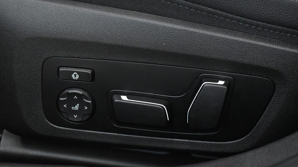 BMW Serii 3, 320