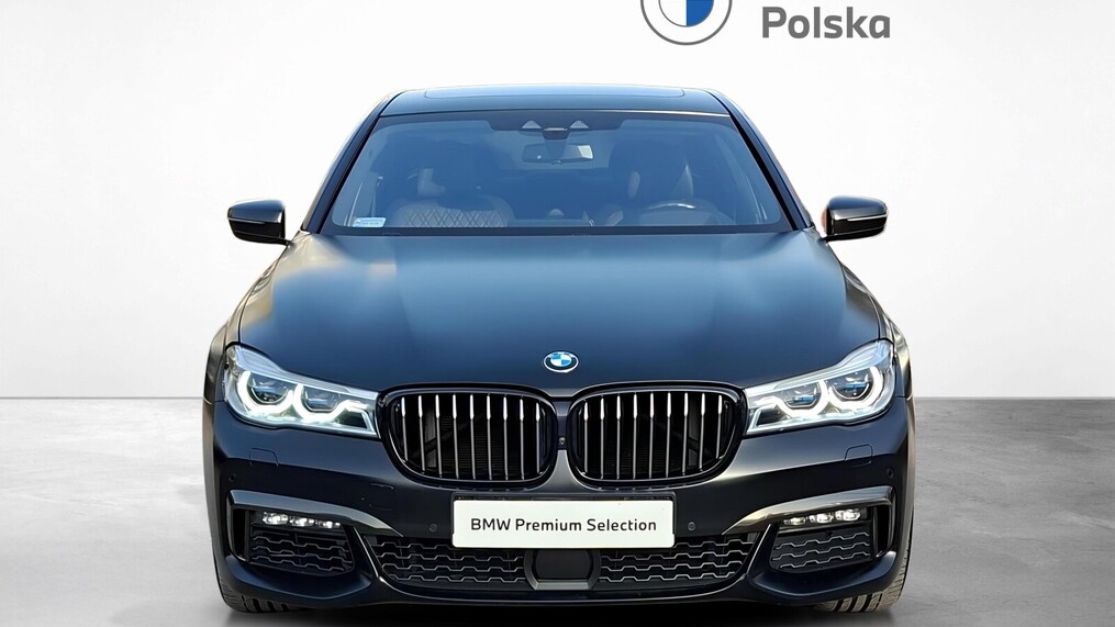 BMW Serii 7, 750