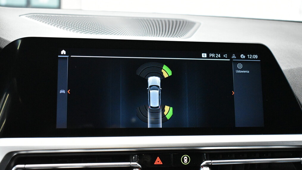 BMW Serii 3, 330