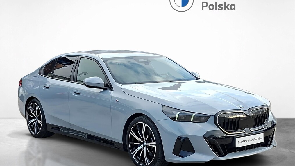 BMW Serii 5, 520