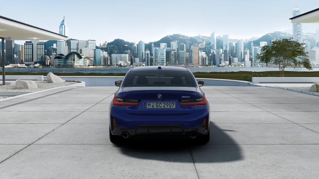 BMW Serii 3, 320