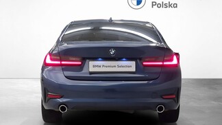 BMW Serii 3, 320