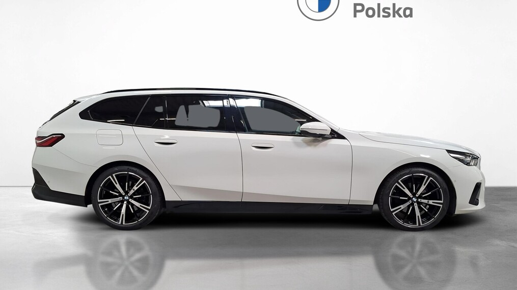 BMW Serii 5, 520