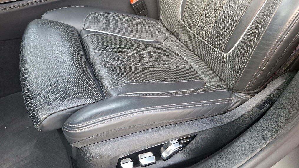 BMW Serii 7, 750