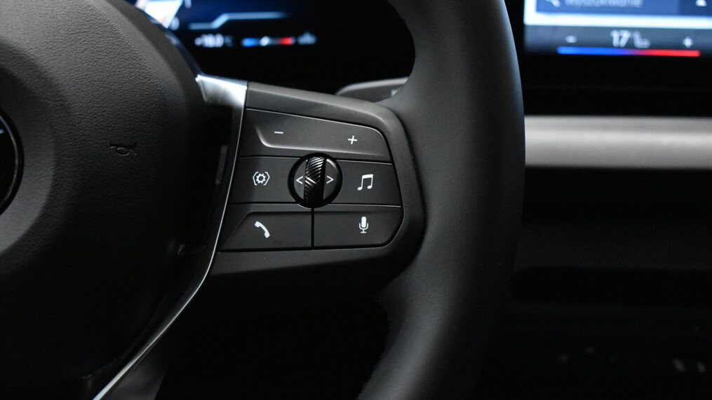 BMW Serii 1, 120