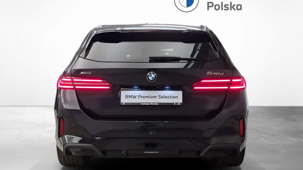 BMW Serii 5, 540