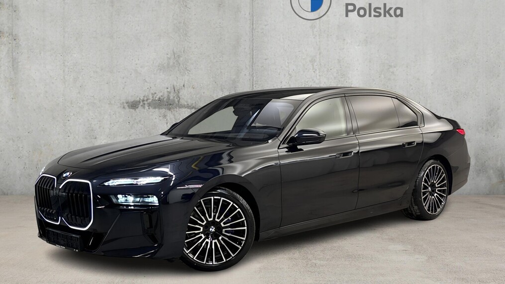 BMW Serii 7, 740