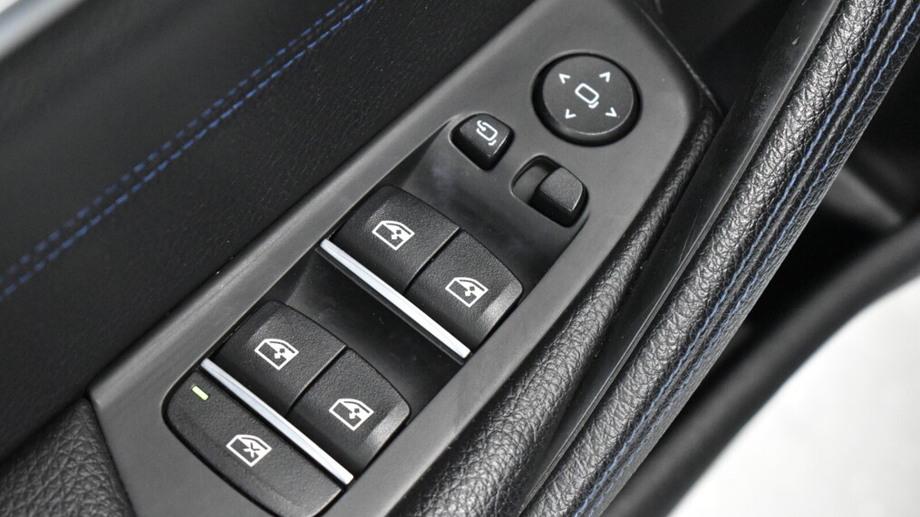 BMW Serii 5, 520