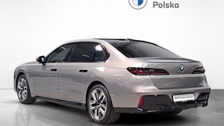BMW Serii 7, 750