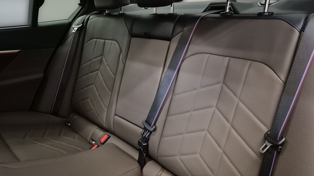 BMW Serii 5, 540
