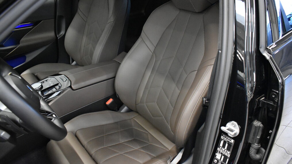 BMW Serii 5, 520