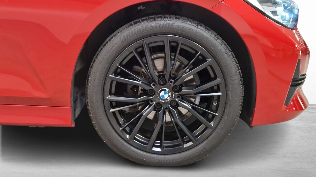 BMW Serii 3, 318