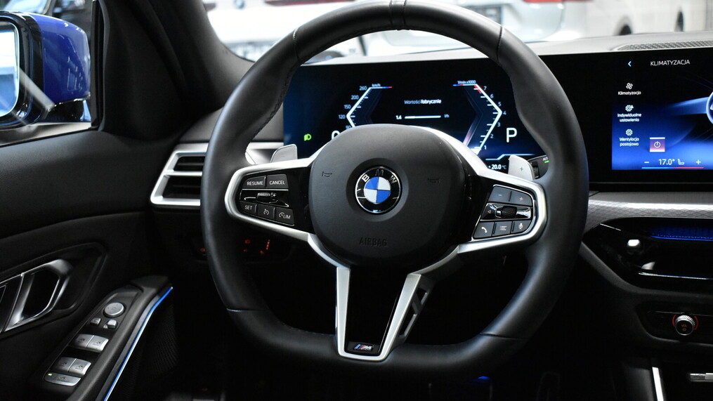 BMW Serii 3, 330
