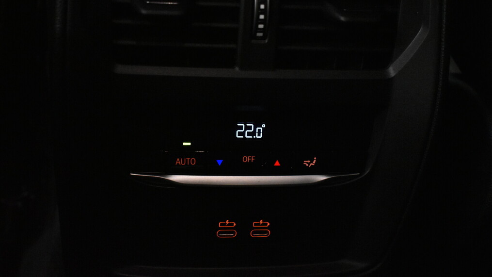 BMW Serii 3, 320