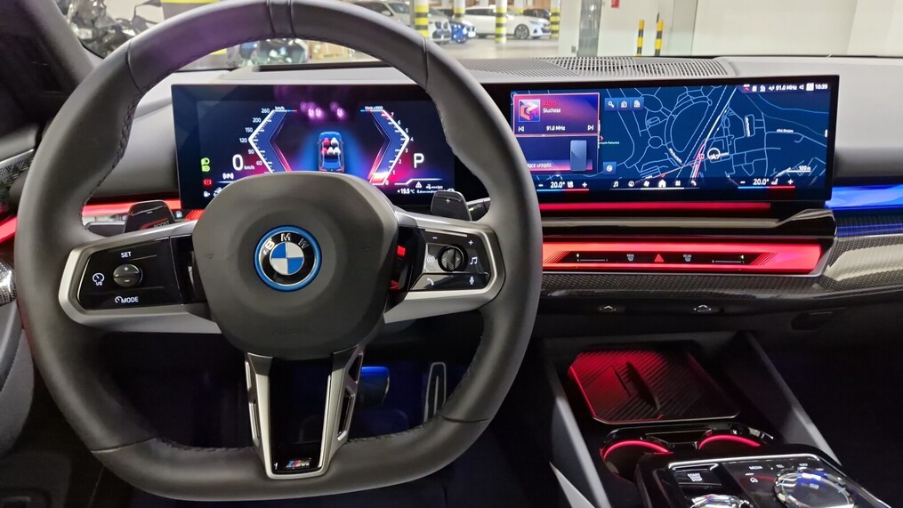 BMW Serii 5, 530